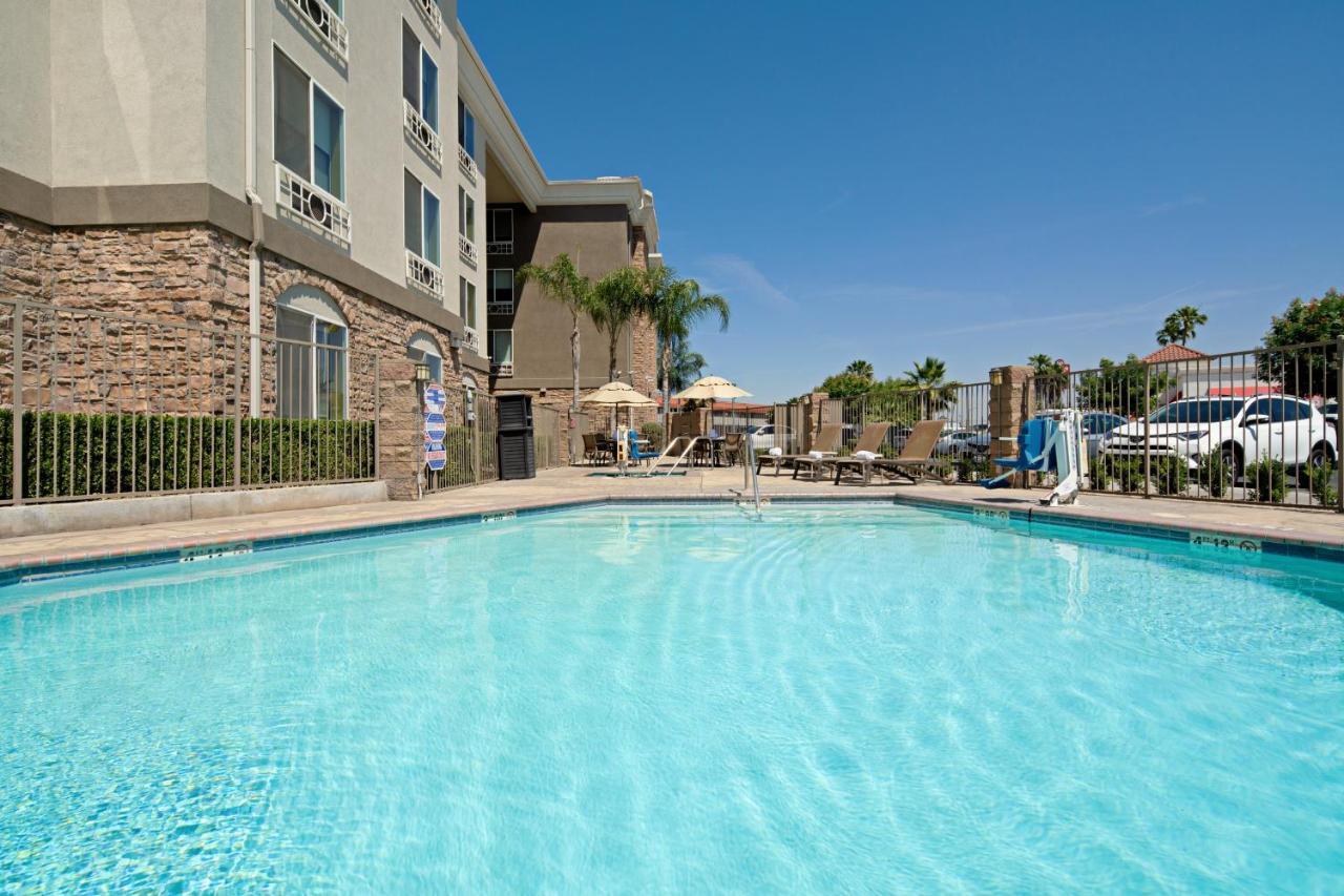 Holiday Inn Express Fresno South By Ihg Eksteriør bilde