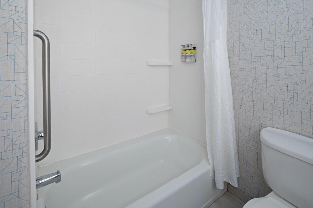 Holiday Inn Express Fresno South By Ihg Eksteriør bilde